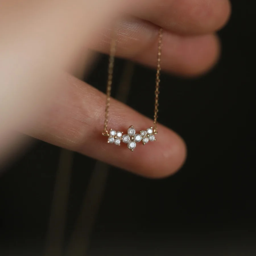 Lumière Clover Necklace – 3 Moissanite Clovers