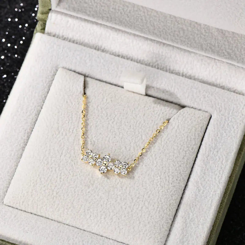 Lumière Clover Necklace – 3 Moissanite Clovers