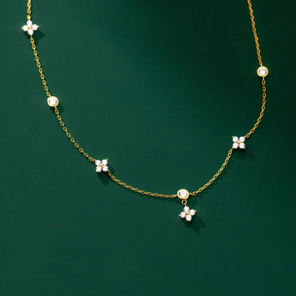 Clover Design Moissanite Necklace - Four-leaf Flower Necklace