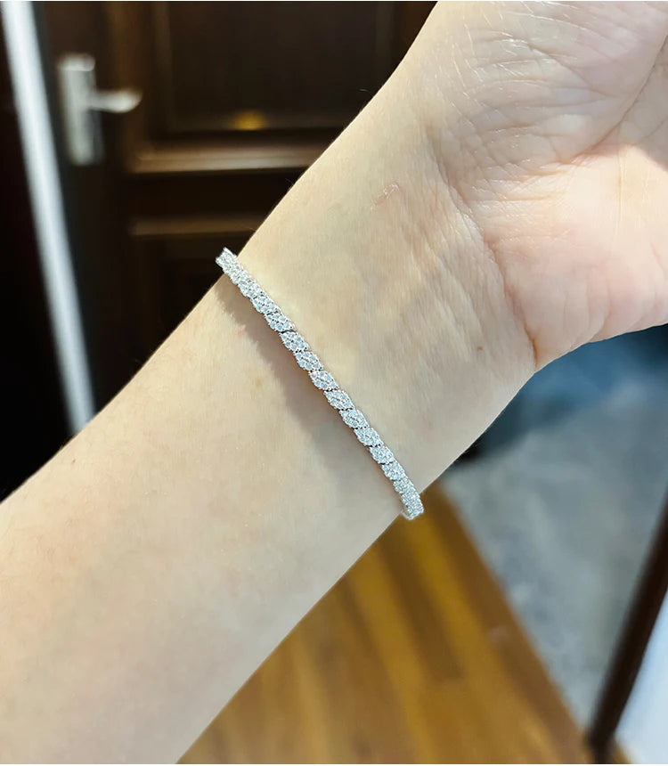 Leaf Design Moissanite Tennis Bracelet GRA Certified - First Gift