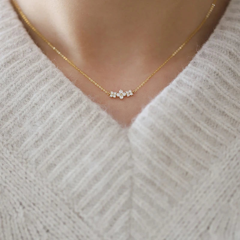 Lumière Clover Necklace – 3 Moissanite Clovers