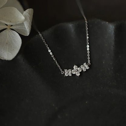Lumière Clover Necklace – 3 Moissanite Clovers